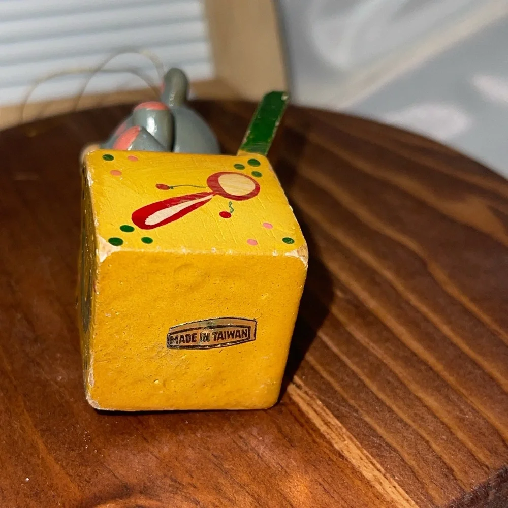 Russ Berrie Mini Bear Ornament on Alphabet Block “C” – Vintage Nursery Theme 🧸✨